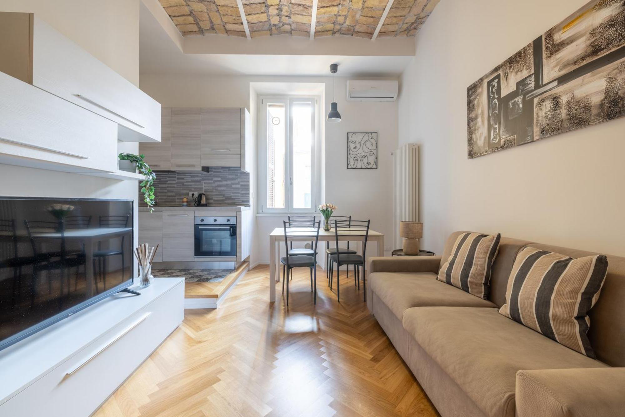 Charming Vatican Apartment — Photos 1